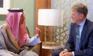 الجبير يبحث مع وزير بسلوفينيا العلاقات الثنائية وسبل تطويرها