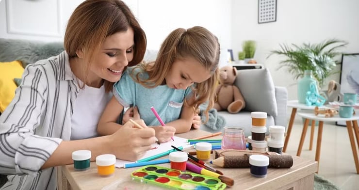 مستشارة أسرية تحذر من 3 أخطاء في التربية 