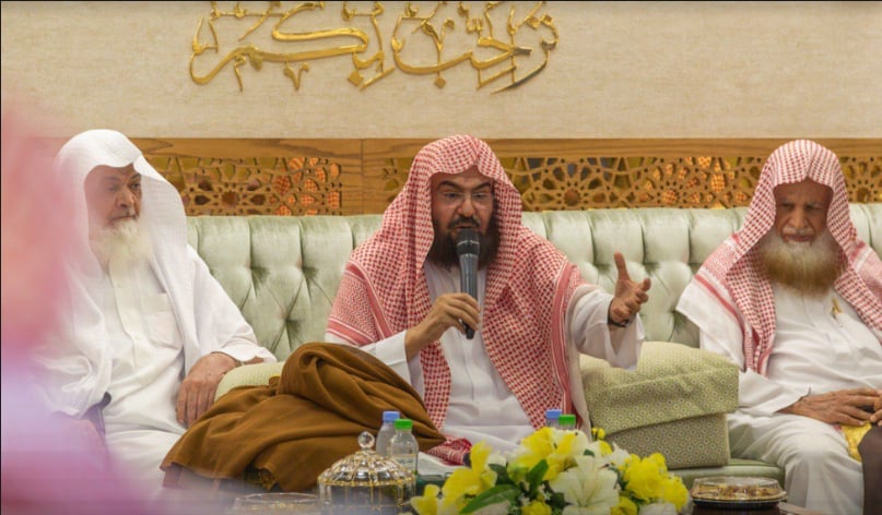 السديس: بث رسالة الإسلام السمحة وقيمه المعتدلة هدف ديني استراتيجي