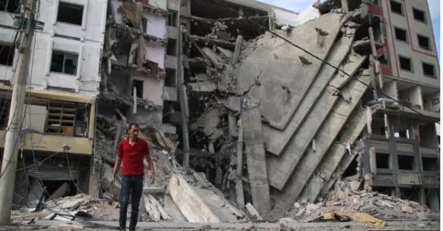 ثلاجات الموتى لم يعد بها مكان.. مدير مجمع الشفاء في غزة يكشف تفاصيل الوضع الصحي بالقطاع