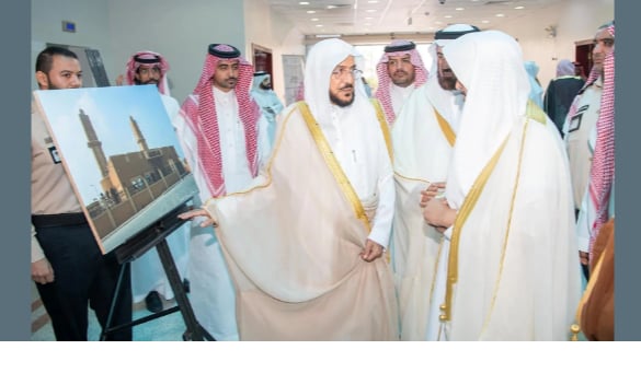 وزير الشؤون الإسلامية يتفقد إدارة مساجد محافظة الأحساء