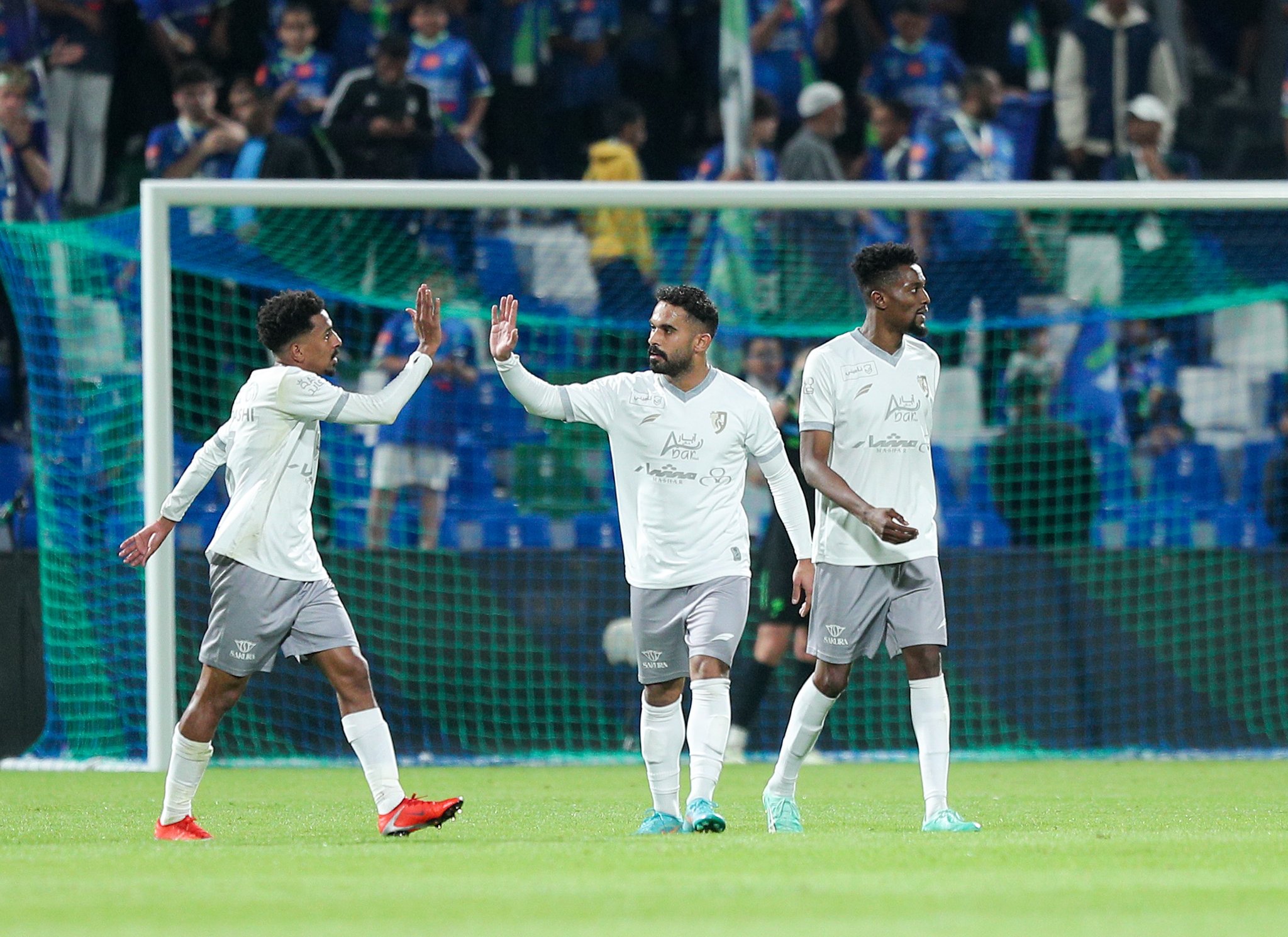 بهدف مينساه.. الطائي يتغلب على الفتح بـ"دوري روشن"