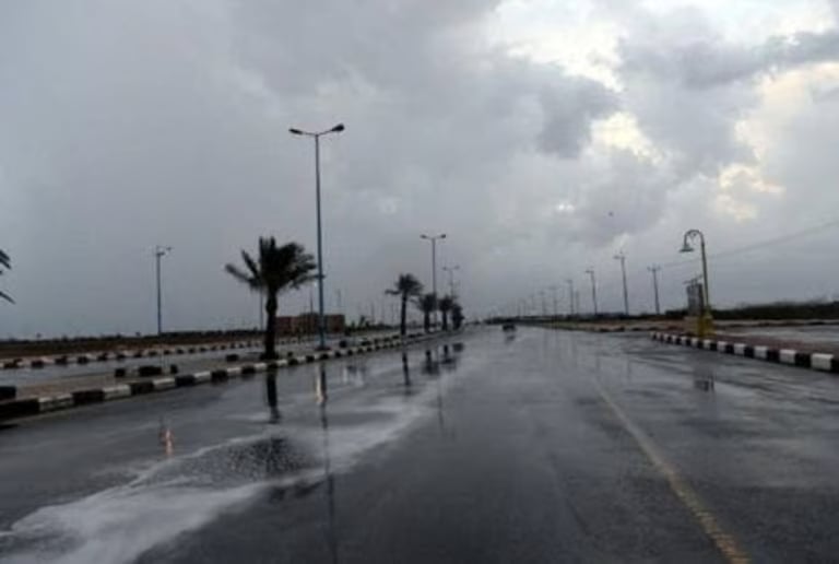 طقس الإثنين.. أمطار رعدية ورياح وزخات من البرد على عدة مناطق 