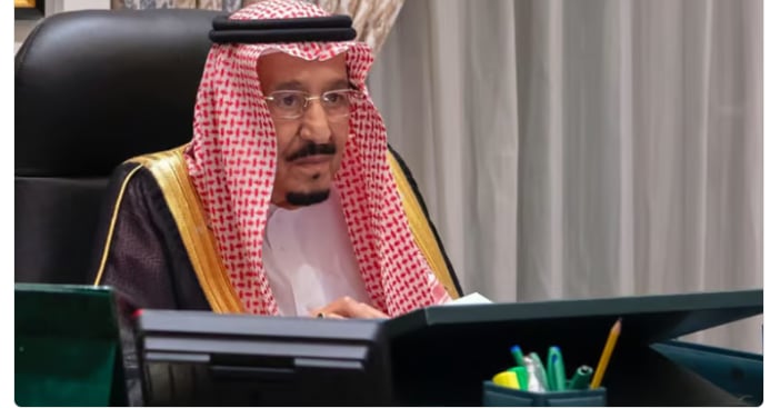 أمر ملكي بإعفاء الأمير منصور بن محمد من منصب محافظ حفر الباطن وتعيين الأمير عبدالرحمن بن عبدالله بن فيصل
