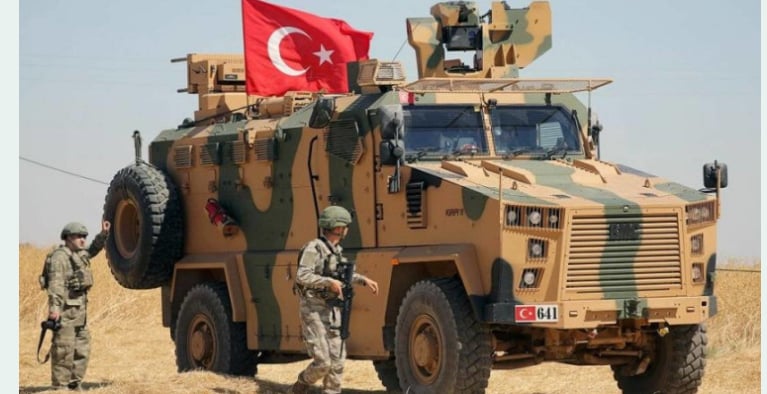 تركيا تنفذ غارات على شمالي سوريا والعراق بعد مقتل 12 جنديًا 