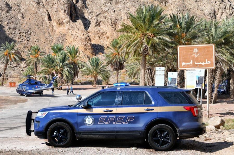 ضبط مقيم مخالف لنظام البيئة باستغلال الرواسب دون ترخيص في تبوك