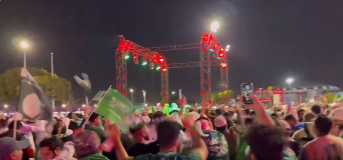 فرحة تغمر الجماهير السعودية بالفوز الأول في كأس آسيا 2023 على عُمان 