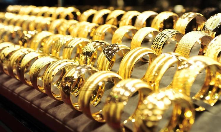 هدوء كل الأعيرة.. سعر الذهب في السعودية اليوم الثلاثاء 3-8- 1445