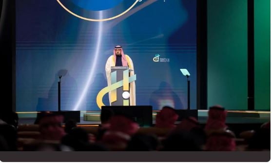 وزير الاقتصاد خلال مؤتمر «القدرات البشرية»: المواطن السعودي مصدر فخرنا وطاقتنا