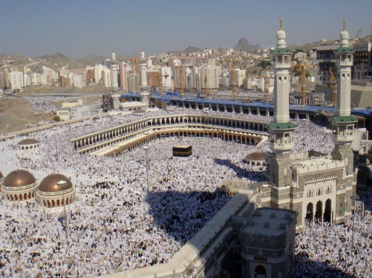 هل يمكن تغيير باقة الحج بعد الحجز والسداد؟.. الوزارة توضح