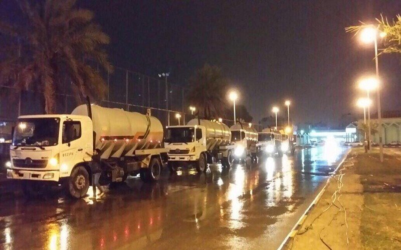رفع أكثر من 4880 مترًا مكعبًا من مياه الأمطار في محافظة حفرالباطن