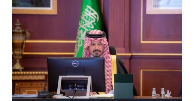 أمير المدينة المنورة يؤكد أهمية رفع مستوى الجاهزية للمعتمرين خلال رمضان المقبل