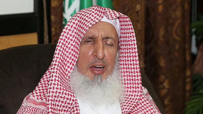 مفتي المملكة: نستلهم من ذكرى «يوم التأسيس» تاريخًا أصيلًا لقيادة مجيدة محل فخرٍ واعتزازٍ لكل مسلم