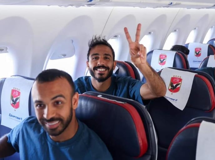 تعرض طائرة بعثة الأهلي المصري لحادث.. واتصالات لتأجيل مباراة ميدياما الغاني 