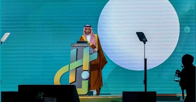 «الخريف» يطلق استراتيجية تنمية القدرات البشرية في قطاعي الصناعة والتعدين 