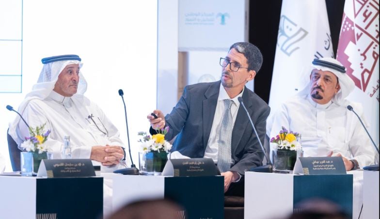 مكتبة الملك عبدالعزيز العامة تقيم معرضًا وندوة عن النخيل وإنتاج التمور