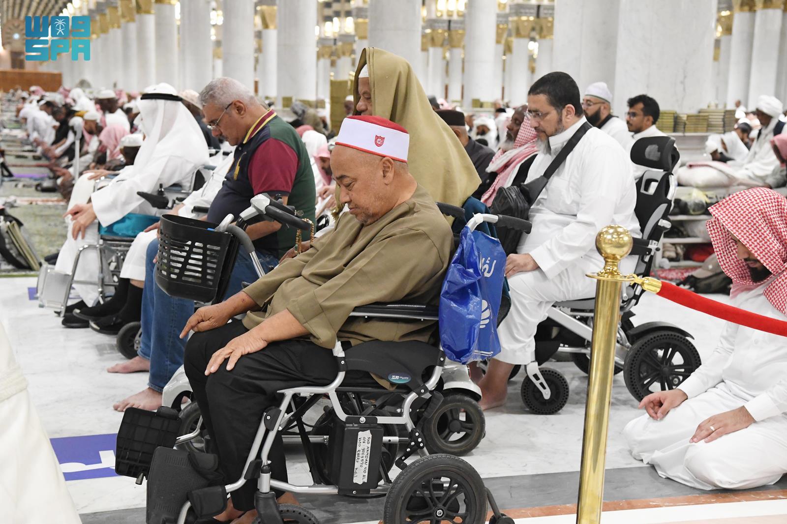  المسجد النبوي