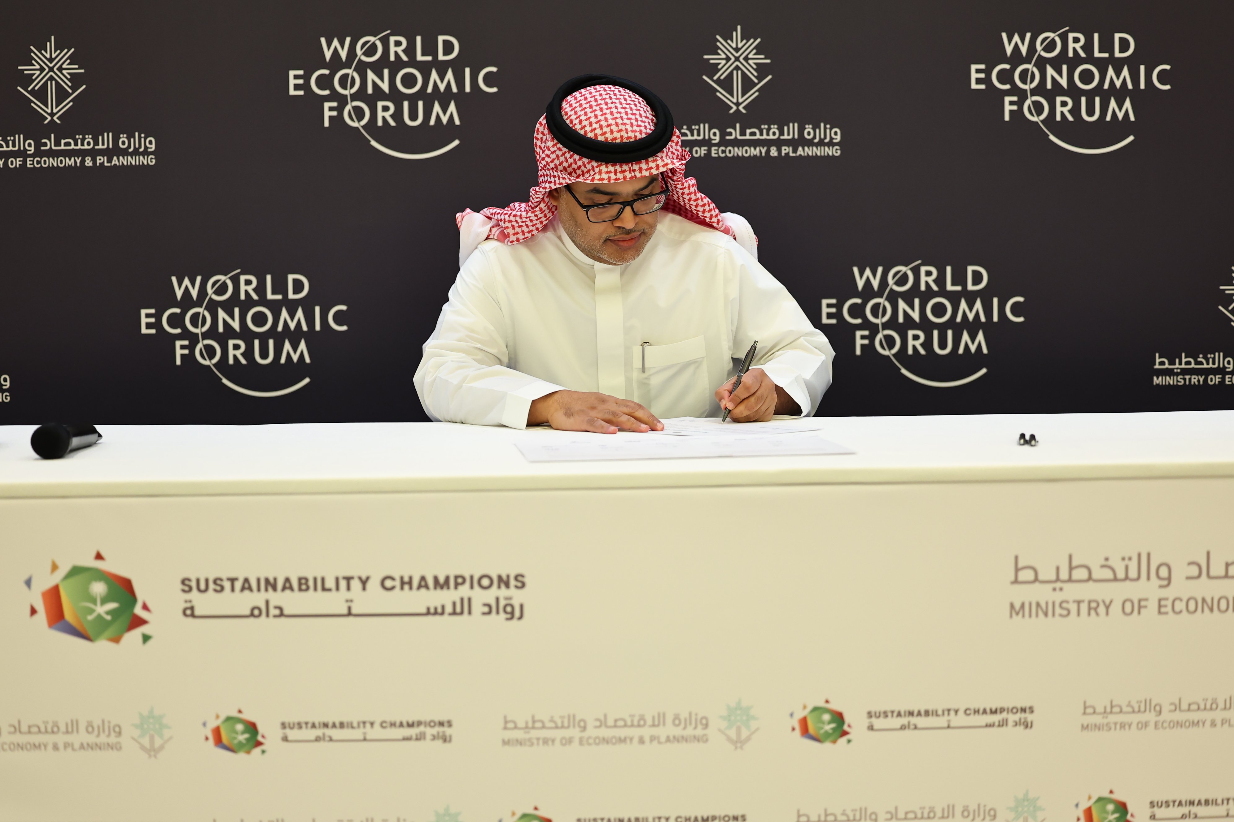 «الوطنية للإسكان» عضوًّا رئيسًا في برنامج «رواد الاستدامة» بالمملكة