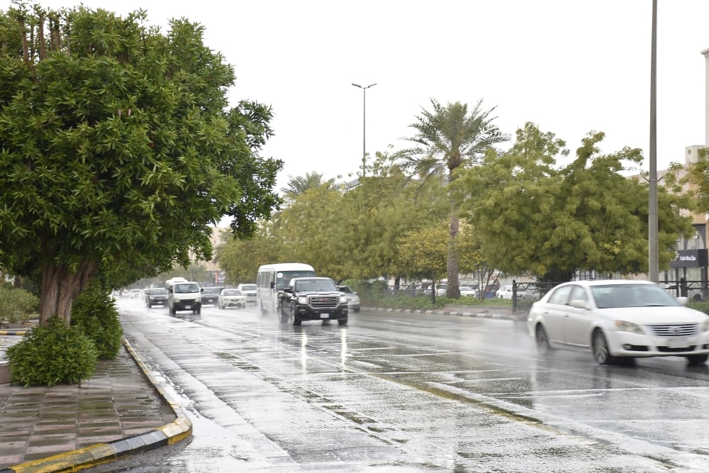«الأرصاد»: أمطار خفيفة على ينبع والرايس