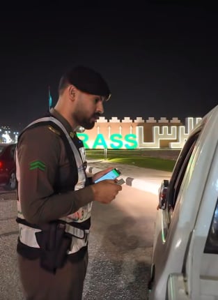 بالفيديو.. مرور محافظة الرس يباشر جهوده للحد من المخالفات 