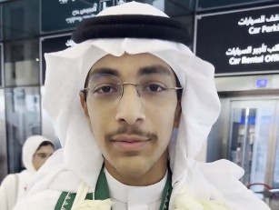 فائز بمعرض «آيسف» يهدي فوزه للمملكة وشعبها: شعور لا يوصف 