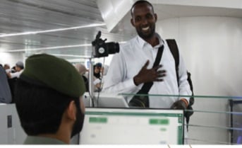 وصول أولى رحلات ضيوف الرحمن القادمين من الصومال إلى المدينة