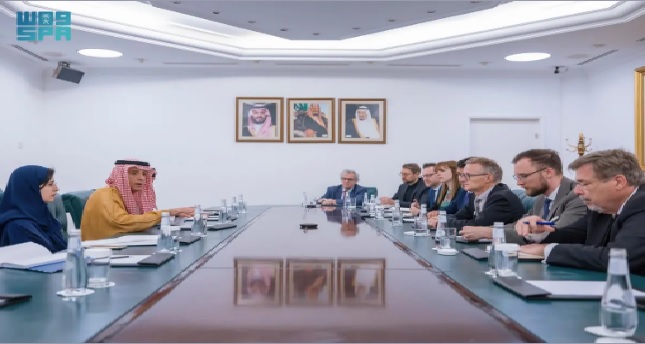 «الجبير» يبحث العلاقات الثنائية مع وفد من كبار الخبراء وممثلي الحكومة الألمانية