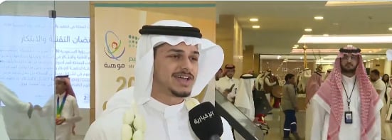 فائز في «آيسف» يكشف سر تفوقه: دعوة والدي 