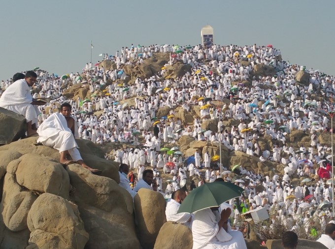لا تنس السوار التعريفي.. الاستعدادات الصحية لحجاج 1445 أصحاب الأمراض المزمنة