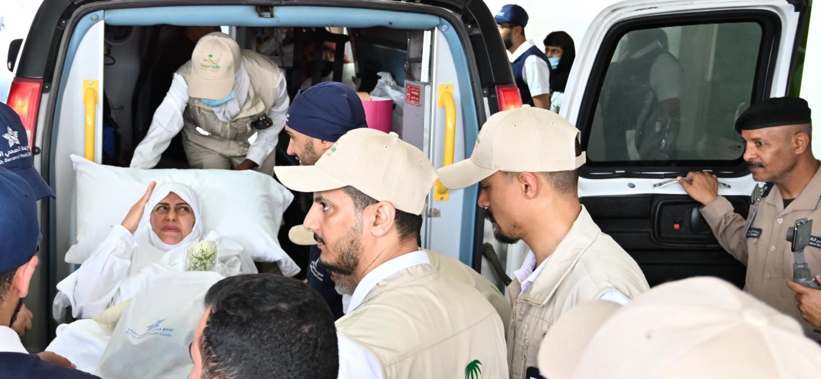 صحة جدة تصعّد الحجاج المرضى إلى مستشفيات مشعر عرفات