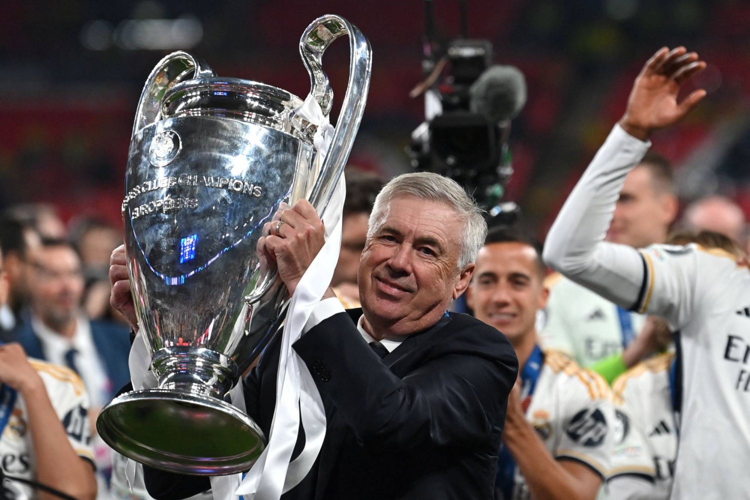أنشيلوتي: أستمتع بوجودي في ريال مدريد.. وأفكر في اللقب الـ16