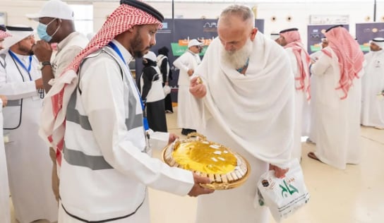 فرع الموارد البشرية في مكة ينفذ مبادرة "نسك" لاستقبال الحجاج بمطار جدة