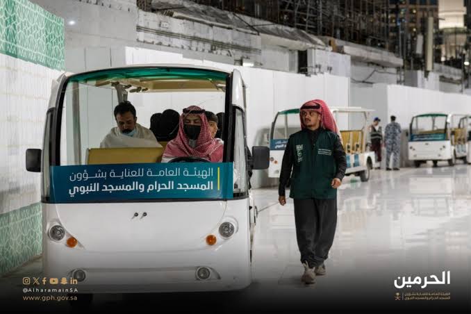 استعدادا لموسم الحج.. «شؤون الحرمين» توفر 251 عربة قولف و10 آلاف عربة يدوية 