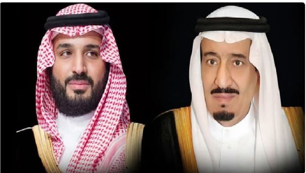 القيادة تهنئ رئيس فرنسا بذكرى اليوم الوطني لبلاده