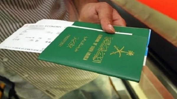 «الجوازات» توضح آلية تجديد جواز السفر من خارج المملكة
