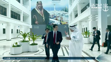 سفير كوريا الجنوبية يزور ميناء الملك عبدالعزيز بالدمام