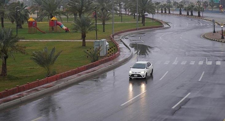 طقس المملكة الأربعاء.. استمرار هطول أمطار رعدية وجريان سيول على عدة مناطق 