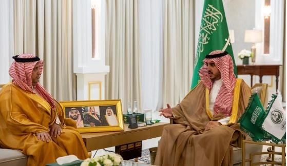 أمير الجوف يستعرض تقرير استعدادات تعليم المنطقة للعام الدراسي الجديد