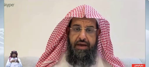 مستشار تربوي يوجه نصيحتين لخريجي الجامعة