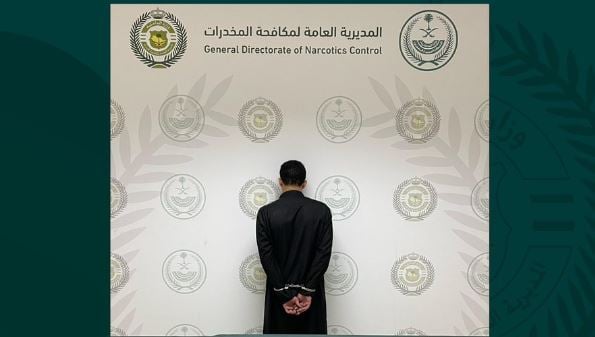 القبض على شخص بمنطقة الجوف لترويجه مادة الإمفيتامين المخدر