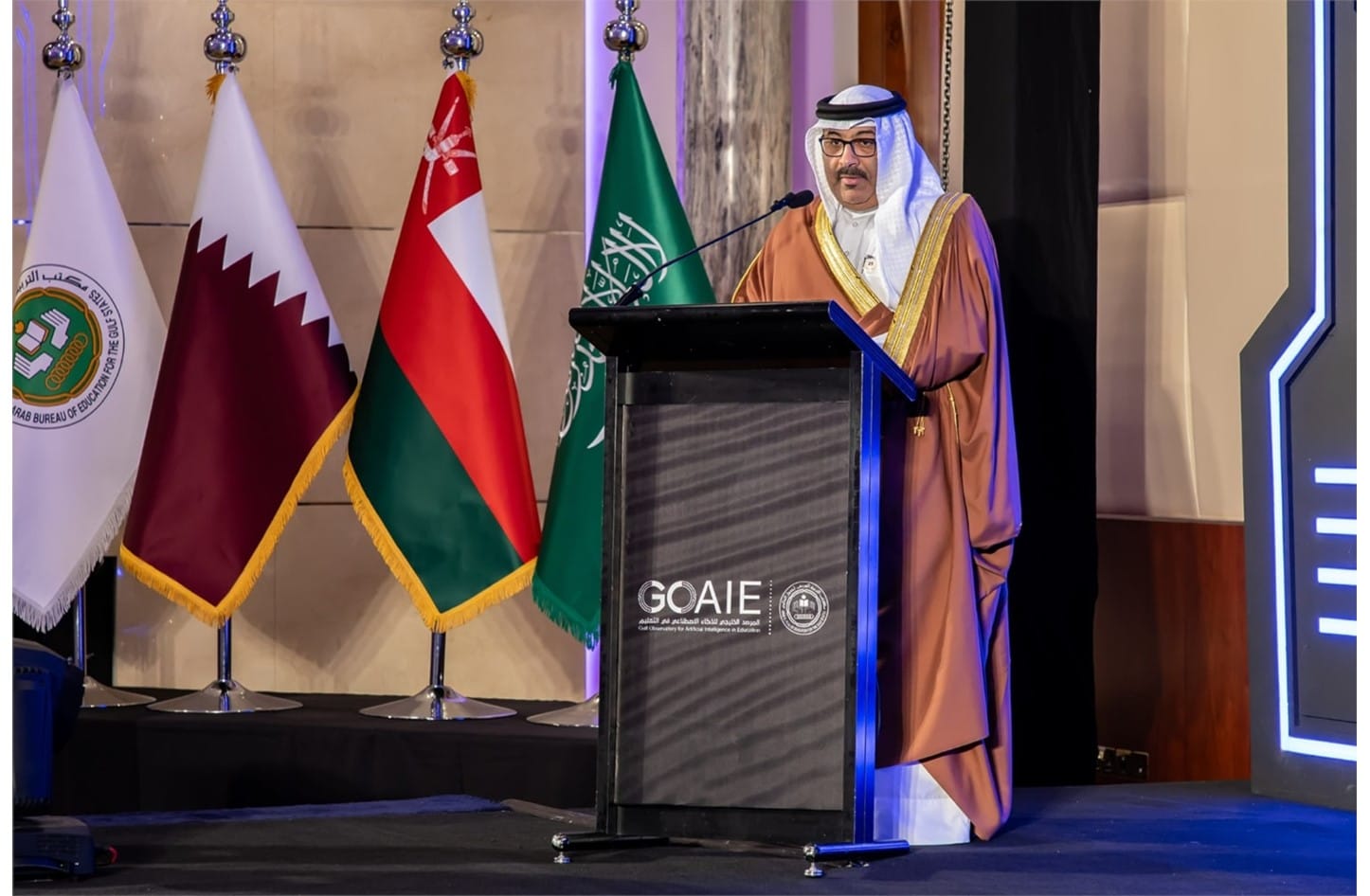 تكريم الطلبة الفائزين بمسابقة الهاكاثون الخليجي