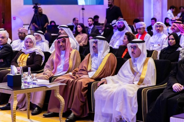 تكريم الطلبة الفائزين بمسابقة الهاكاثون الخليجي