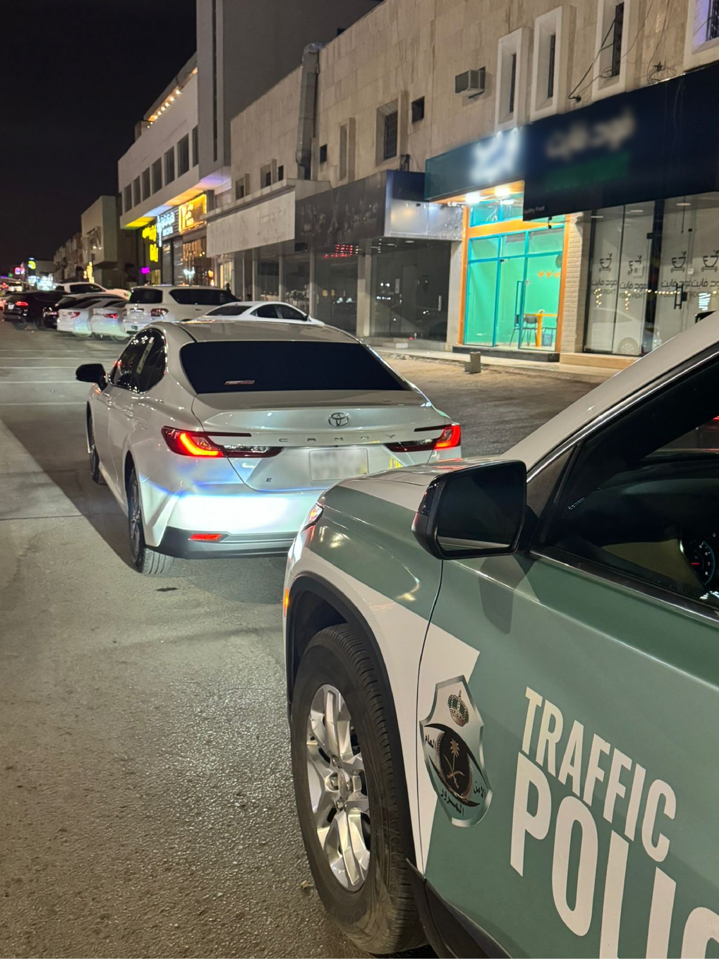 «المرور» يضبط قائد مركبة ظهر بمحتوى مرئي يرتكب مخالفات التفحيط بالرياض