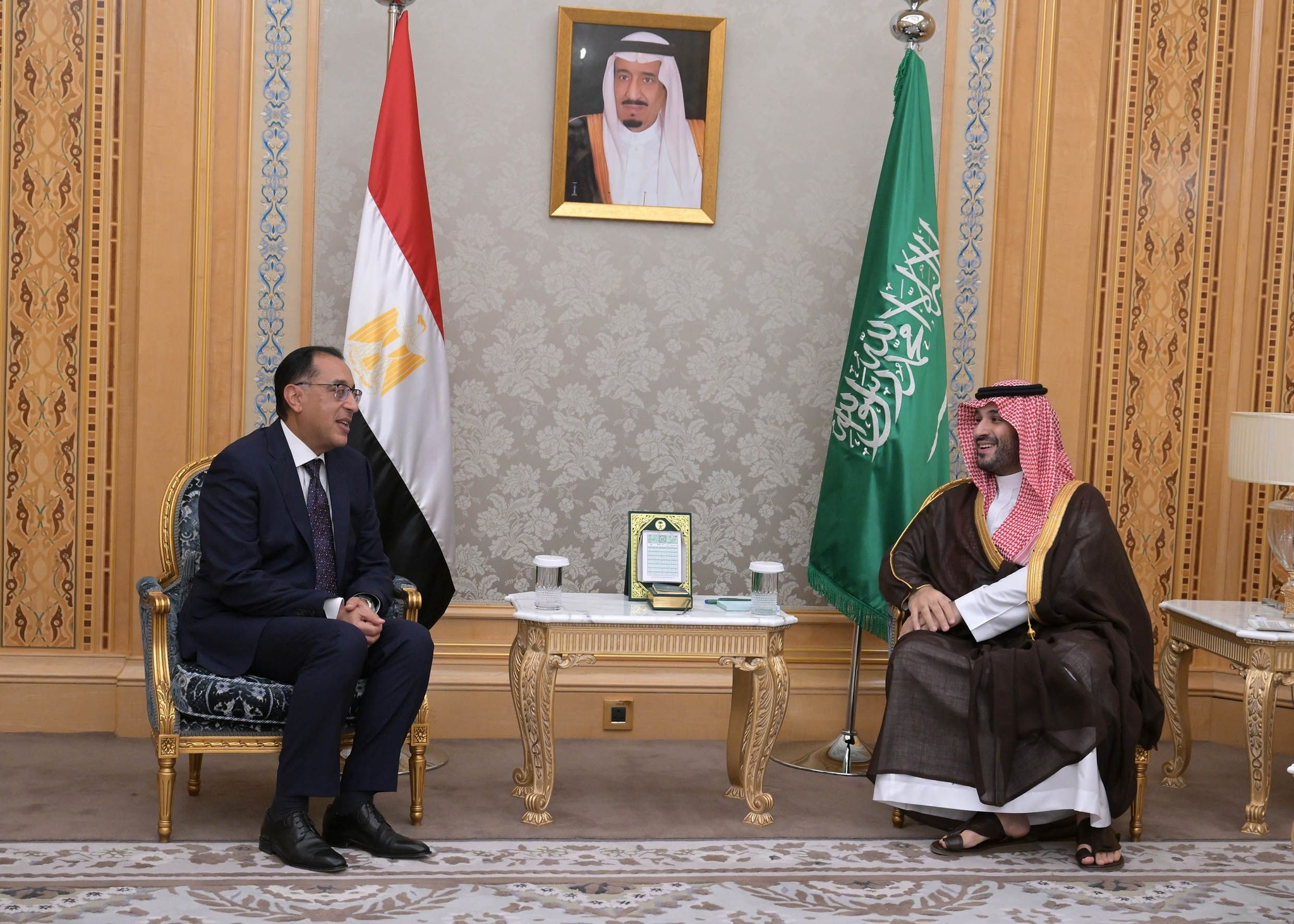 خلال اللقاء