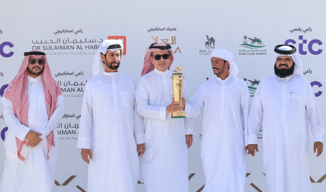 مُلّاك الهجن السعوديون في قمة كأس الاتحاد السعودي للهجن بـ 10 كؤوس و71 شوطًا