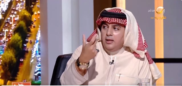 كاتب: البيئة المدرسية تفتقد لجوانب تقنية وتعجز عن مواكبة الطلاب إلكترونيا
