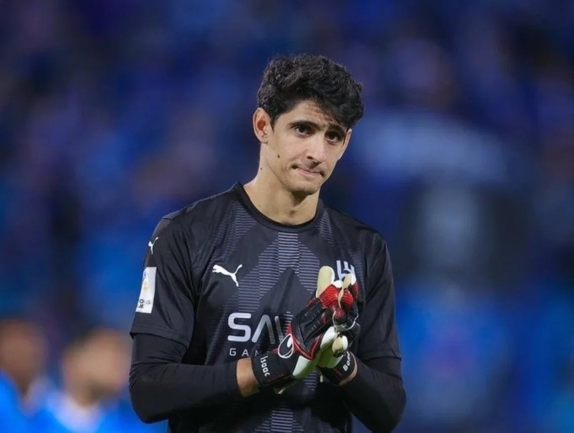 ناقد رياضي: ياسين بونو قد يغيب عن مباراة النصر 