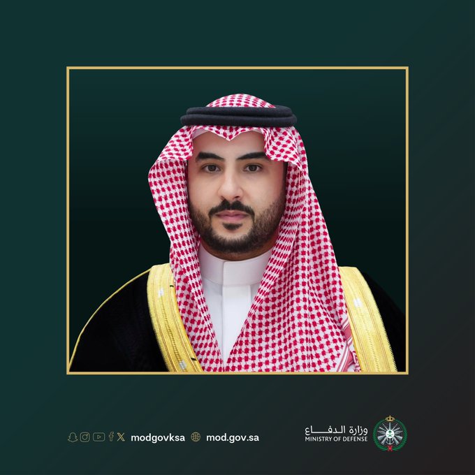 وزير الدفاع يصل العاصمة الإيطالية روما في زيارة رسمية