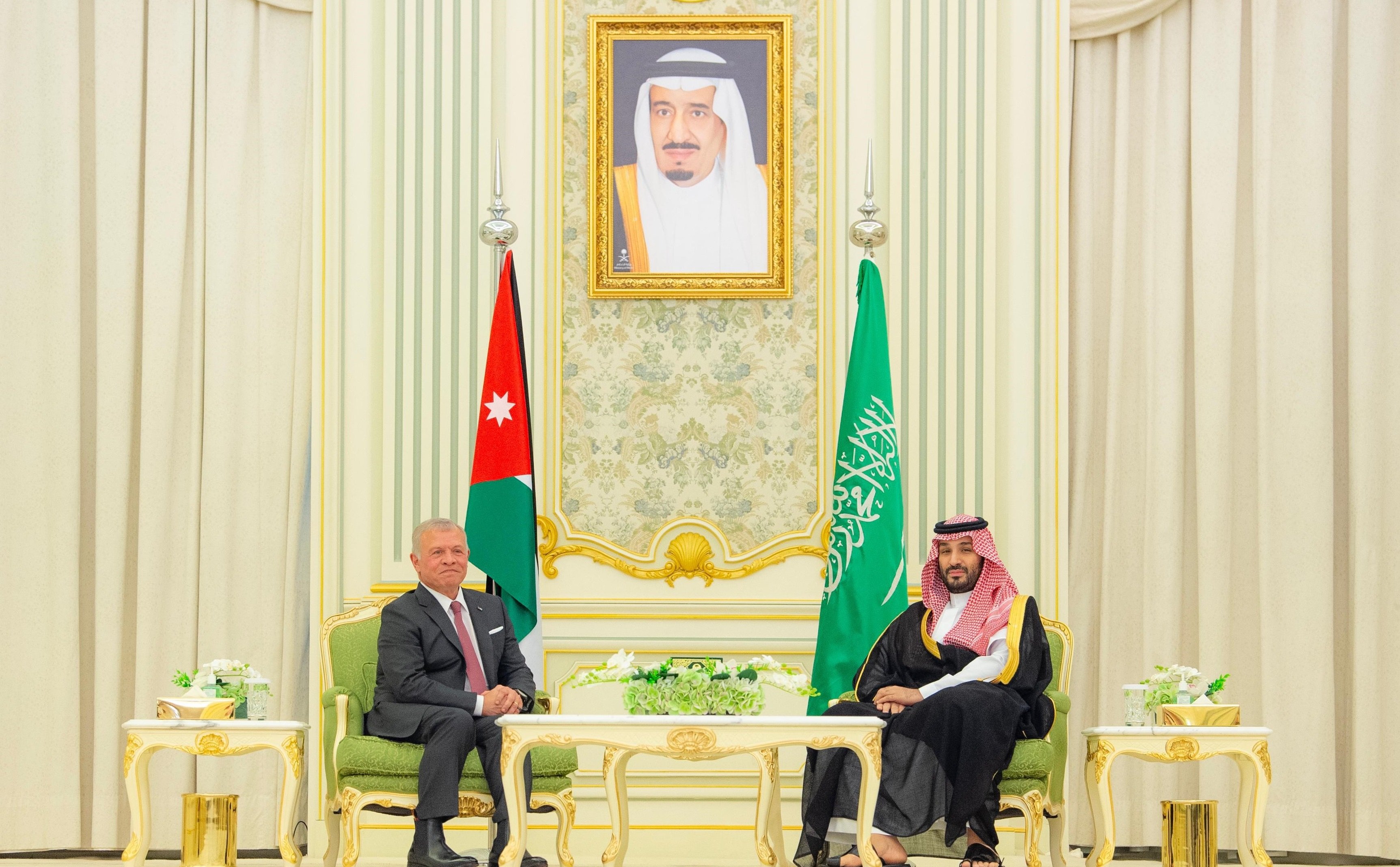  ولي العهد يستقبل ملك الأردن في قصر اليمامة 