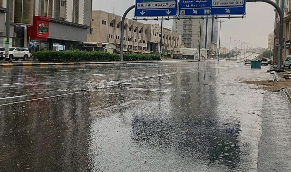 «الأرصاد» ينبه من أمطار غزيرة على محافظتي أضم والليث